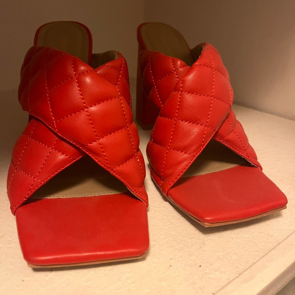 Red mules